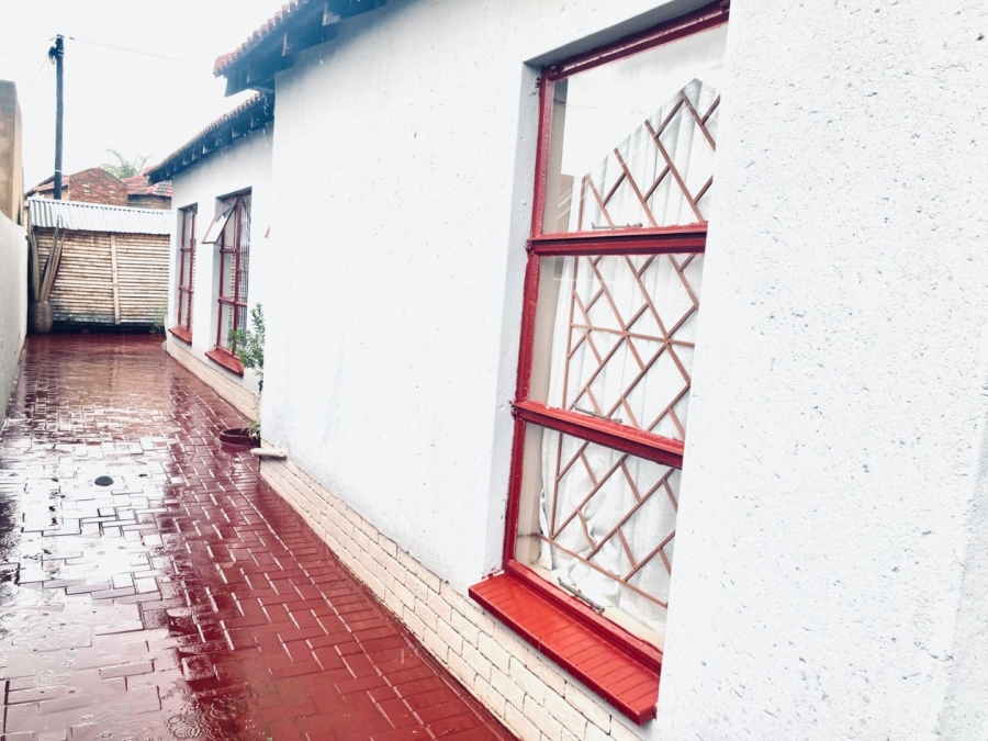 3 Bedroom Property for Sale in Mabopane Unit M North West